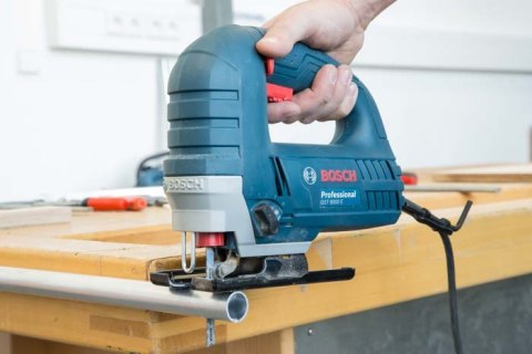 BOSCH WYRZYNARKA GST 8000 E 710W BOSCH WYRZYNARKA GST 8000 E 710W