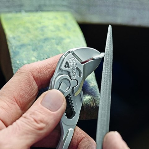 KNIPEX SZCZYPCE-KLUCZ MINI 125MM KNIPEX SZCZYPCE-KLUCZ MINI 125MM