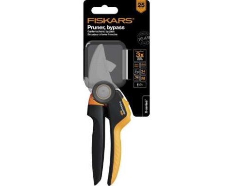 FISKARS SEKATOR NOŻYCOWY X-SERIES M (P921) FISKARS SEKATOR NOŻYCOWY X-SERIES M (P921)