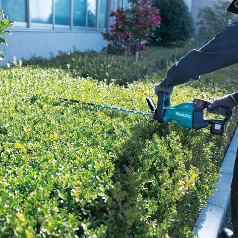 MAKITA NOŻYCE AKUMULATOROWE DO ŻYWOPŁOTU 600MM 18V 0*AH LI-LON MAKITA NOŻYCE AKUMULATOROWE DO ŻYWOPŁOTU 600MM 18V 0*AH LI-LON
