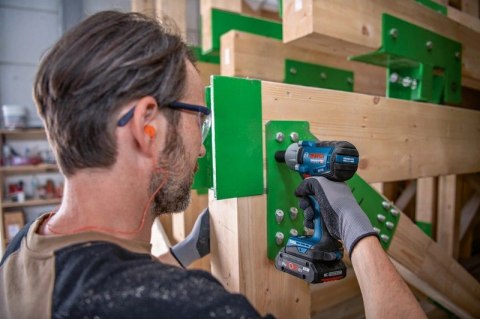 BOSCH KLUCZ UDAROWY AKUMULATOROWY GDS 18V-450 PC 0*AH L-BOXX BOSCH KLUCZ UDAROWY AKUMULATOROWY GDS 18V-450 PC 0*AH L-BOXX