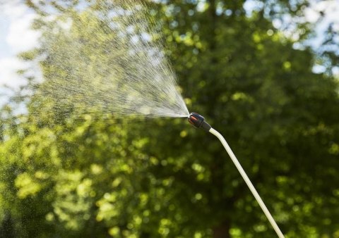 GARDENA OPRYSKIWACZ CIŚNIENIOWY 5 L GARDENA OPRYSKIWACZ CIŚNIENIOWY 5 L