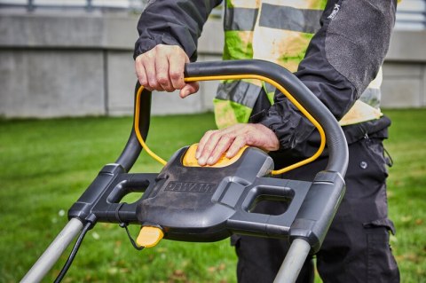 DEWALT KOSIARKA DO TRAWY AKUMULATOROWA 48CM 2*18V 2*5.0*AH DEWALT KOSIARKA DO TRAWY AKUMULATOROWA 48CM 2*18V 2*5.0*AH