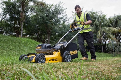 DEWALT KOSIARKA DO TRAWY AKUMULATOROWA 48CM 2*18V 2*5.0*AH DEWALT KOSIARKA DO TRAWY AKUMULATOROWA 48CM 2*18V 2*5.0*AH