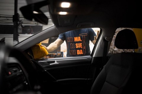 NEO T-SHIRT Z NADRUKIEM MA SIĘ DA ROZMIAR L NEO T-SHIRT Z NADRUKIEM MA SIĘ DA ROZMIAR L