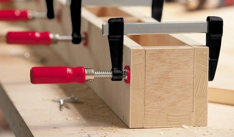 BESSEY ŚCISK ŚRUBOWY STOLARSKI LEKKI 150/80MM. BESSEY ŚCISK ŚRUBOWY STOLARSKI LEKKI 150/80MM.