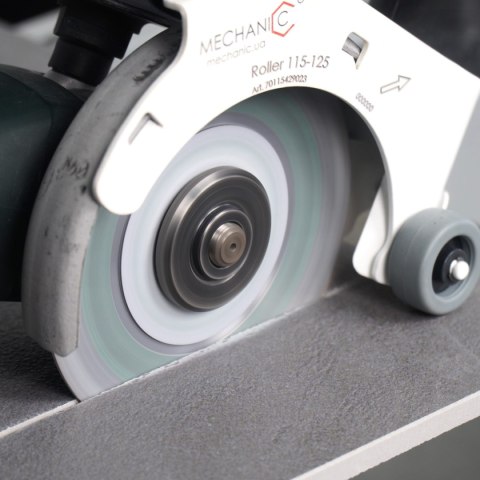 DISTAR ROLLER OSŁONA ODSYSAJĄCA DO CIĘCIA DO SZLIF. KĄT. 115/125