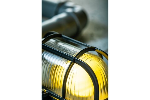 GTV OPRAWA KANAŁOWA SANGUESA KAY E27 IP44 40W KRATKA CZARNA