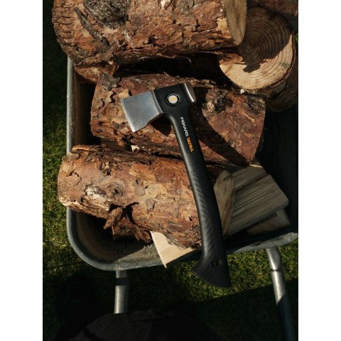 FISKARS SIEKIERA UNIWERSALNA DO DREWNA MAŁA LEKKA OSTRA FISKARS ULTR